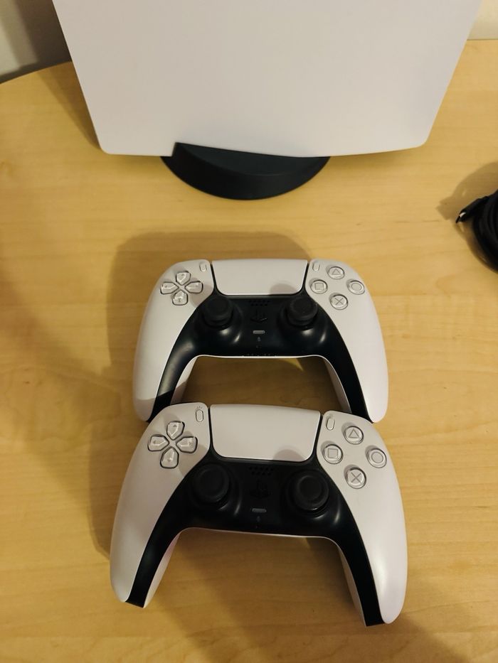 Sony PlayStation 5 - photo numéro 4
