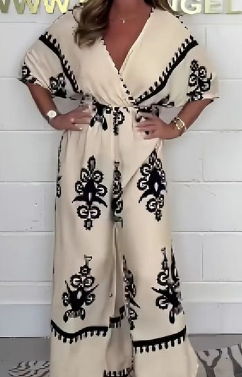 Combinaison magnifique taille 48 50