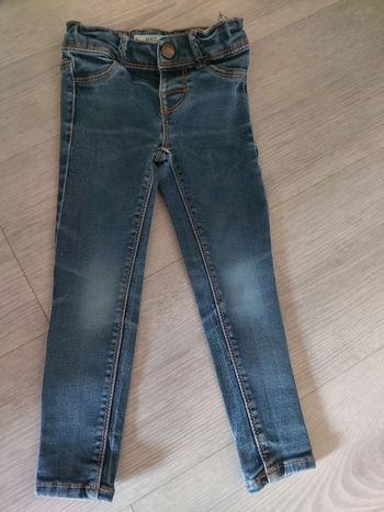 Jeans taille 3 ans
