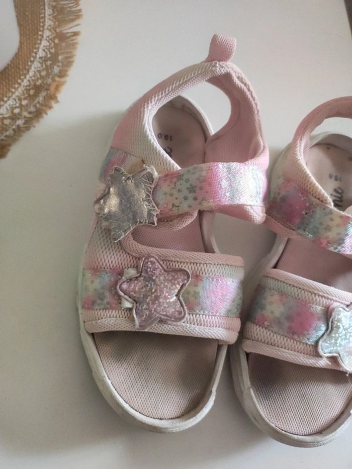 Nus pieds a scratch - photo numéro 3