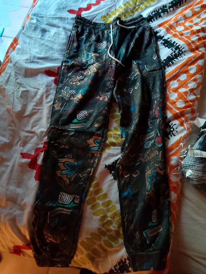 Pantalon en lycra neuf taille M