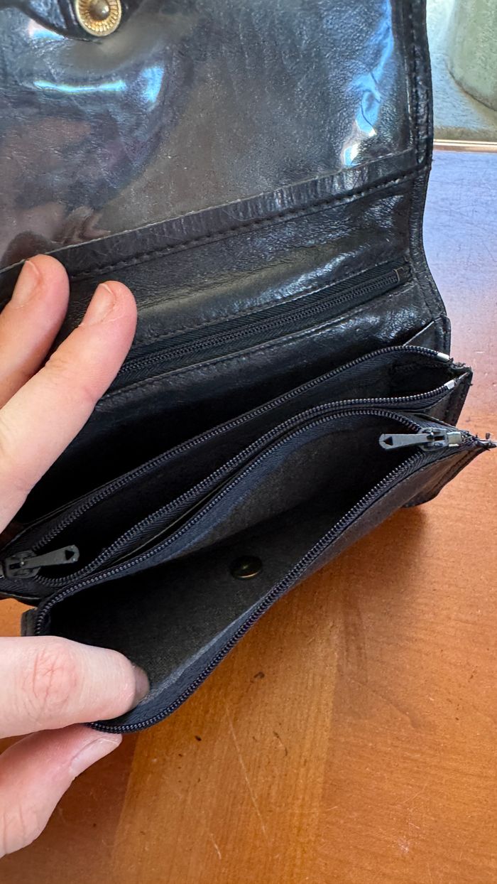 Porte feuille en cuir - photo numéro 4