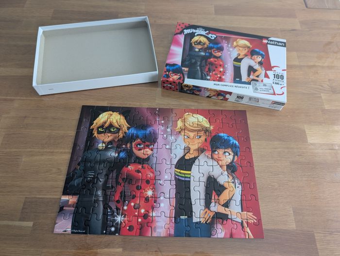 Puzzle Miraculous complet environ 100 pièces Nathan