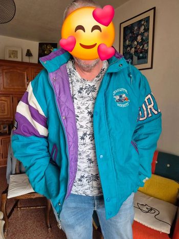 Veste vintage type Charlotte hornets
