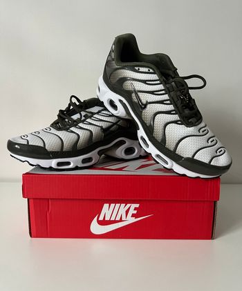 Chaussure Nike Tn