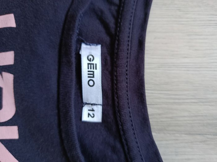 Tee-shirt manches longues marque Gémo taille 12 ans - photo numéro 3