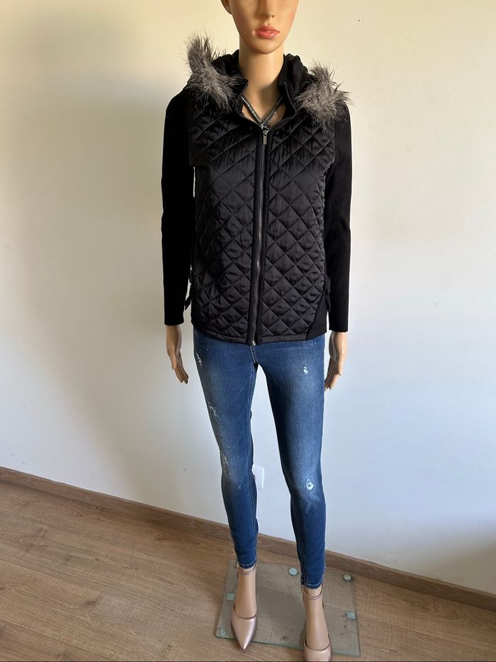 Veste noire bi matière avec capuche Morgan taille S jamais portée - photo numéro 3