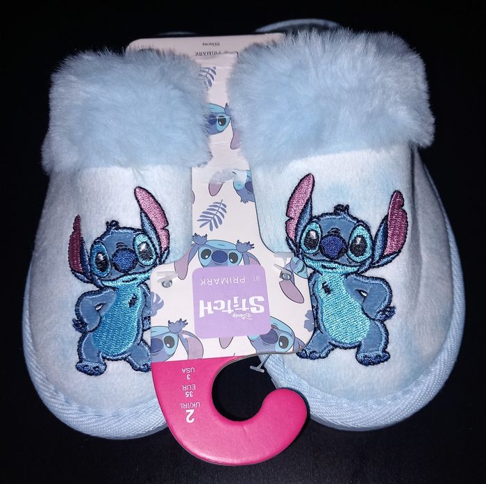 Chaussons Stitch neufs avec étiquette - photo numéro 2