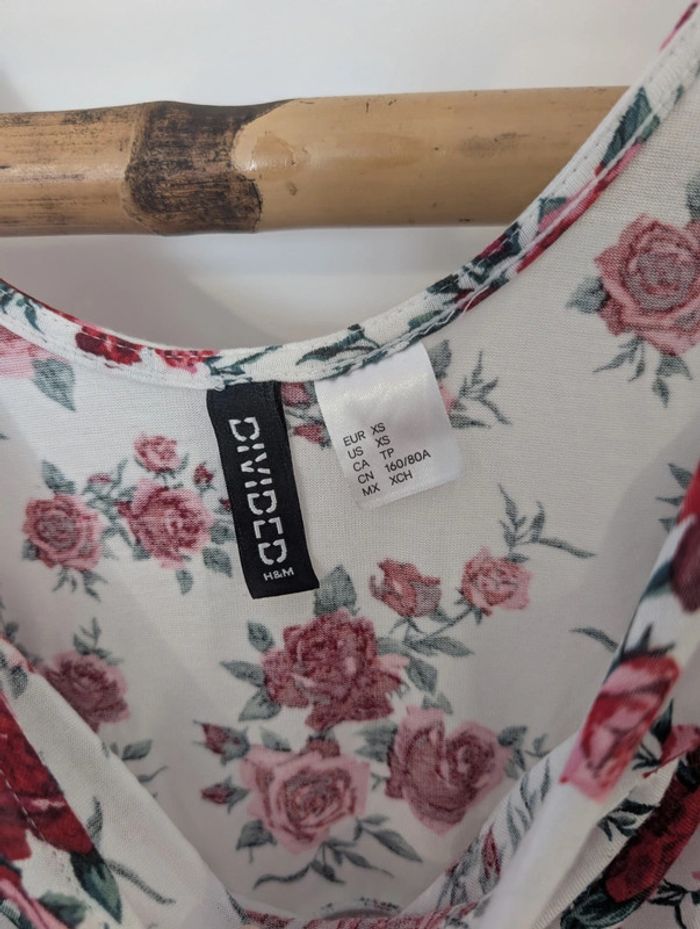 Combishort H&M fleurs roses - photo numéro 3