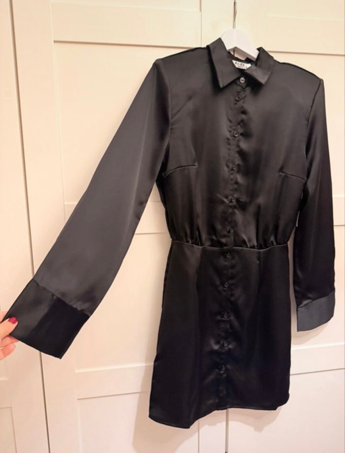 Robe noir satinée NA-KD - photo numéro 2