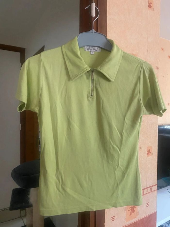 Polo femme taille 38 très bon etat