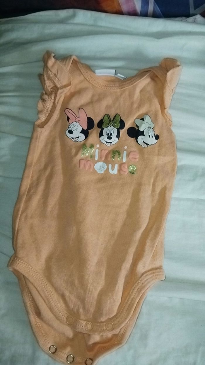 Vend  body  3euros  les  3    1mois - photo numéro 3