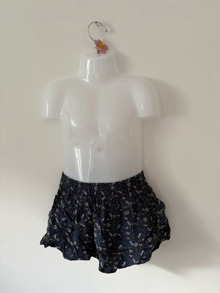 🌸 Jupe ELDYS – Taille 3 ans – Motif fleurs & feuilles – Très bon état 🌿