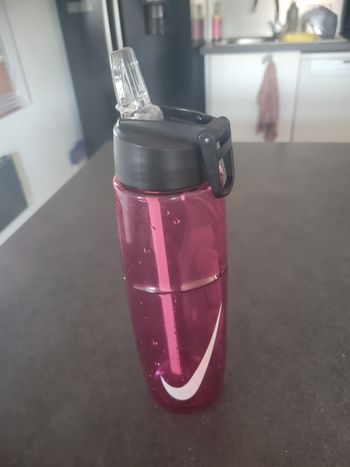 Gourde nike