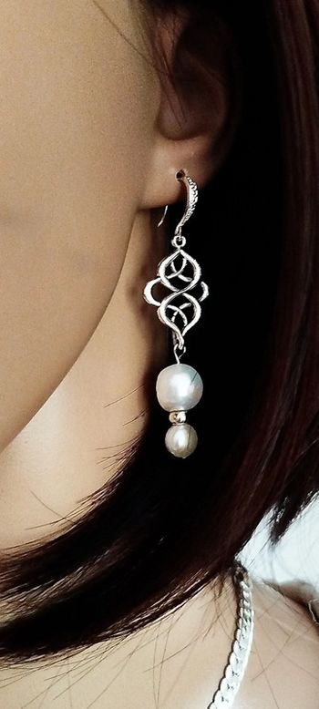 Élégance Pure – Boucles d’Oreilles en Argent et Perles de Culture AAA du Japon