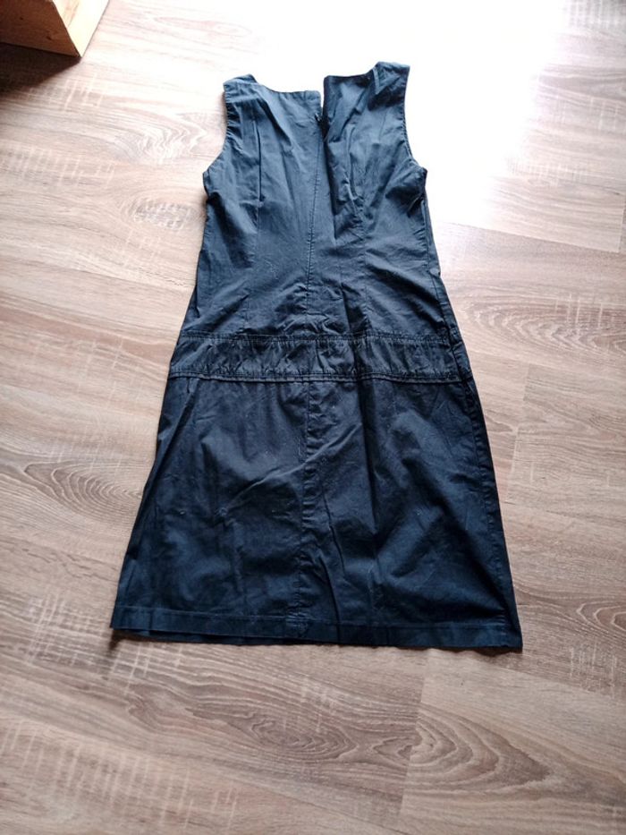 Petite robe noire - photo numéro 2