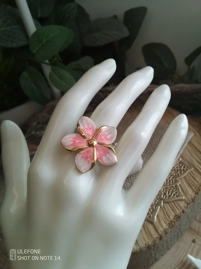 Bague fleur de monoï en acier inoxydable émaillé