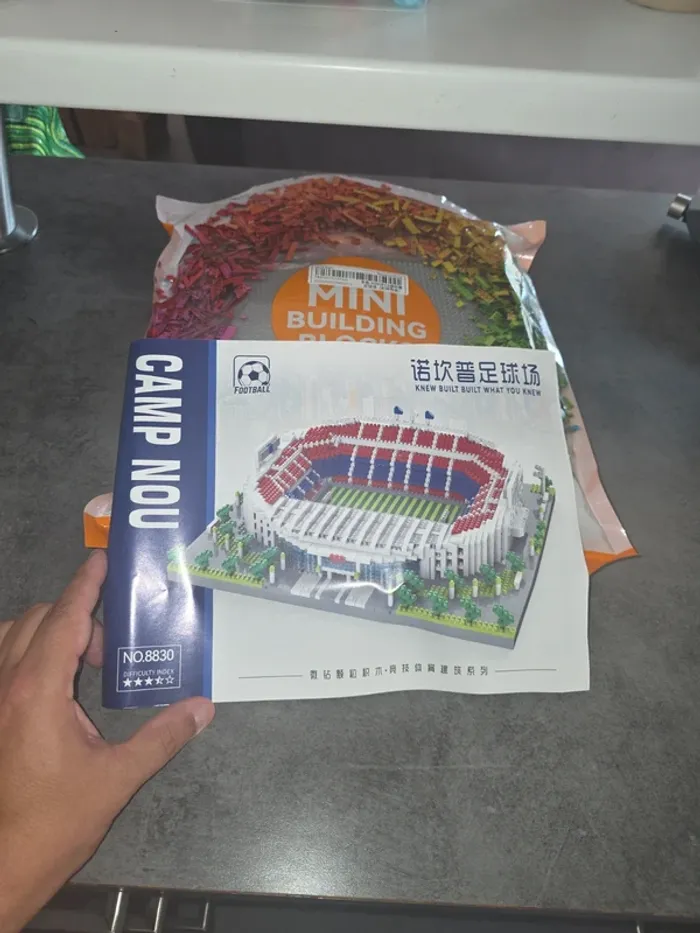 [NEUF] Stade Camp Nou Barcelone à construire
