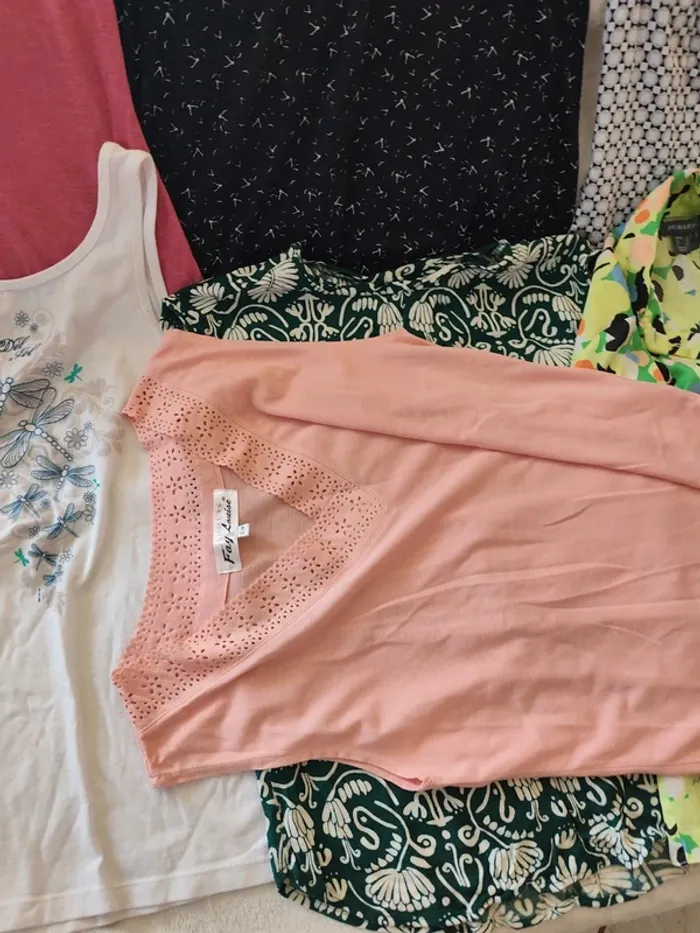 Lots t shirt - photo numéro 6
