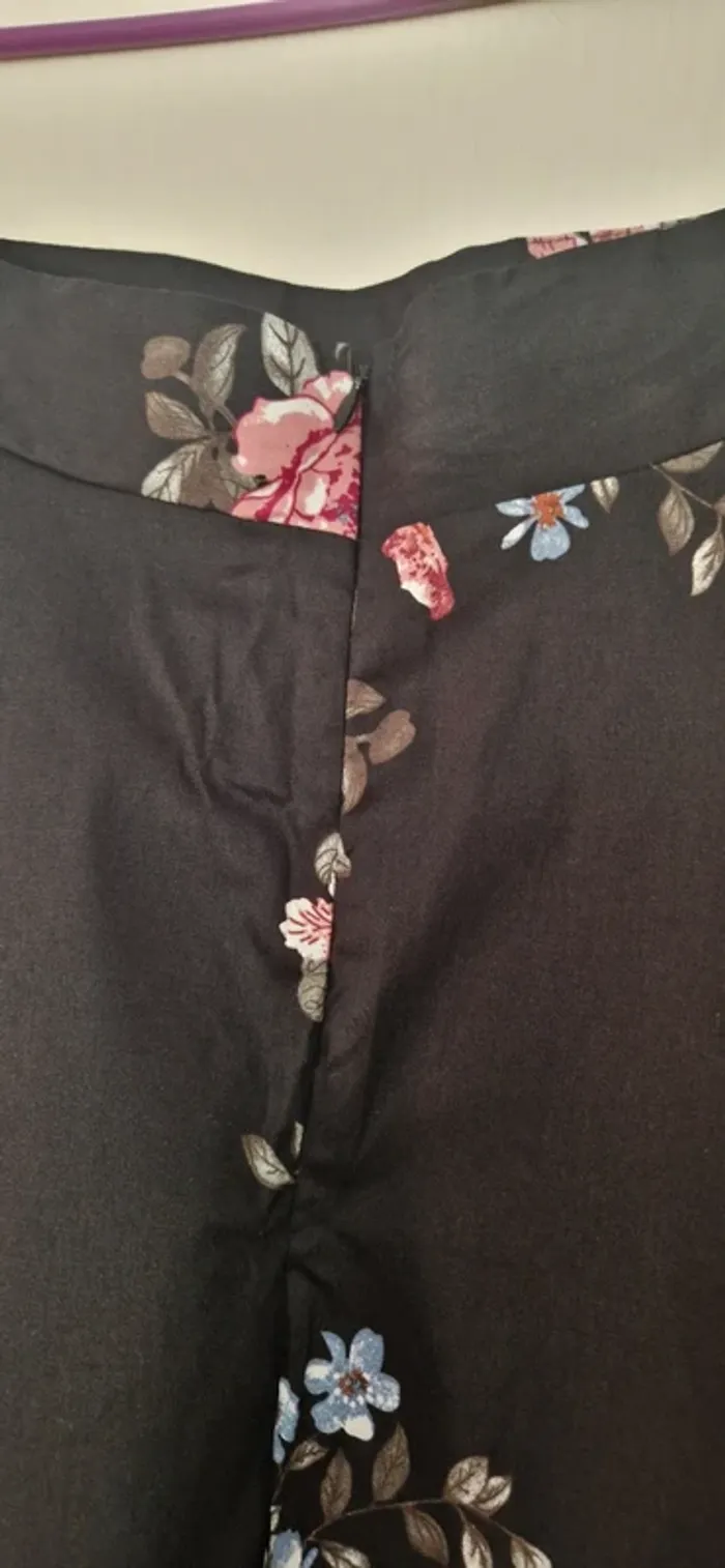 Jupe fleurie taille M neuf - photo numéro 5