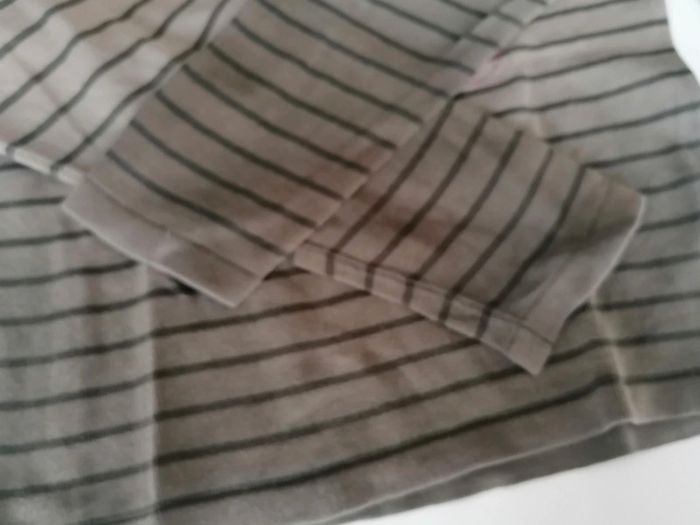 Lot 2 pulls T 10 ans 🧒🏻 - photo numéro 8