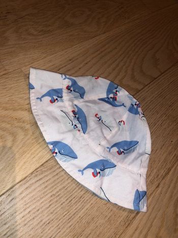 Chapeau de plage baleine