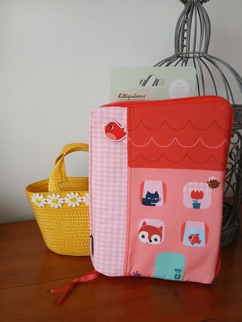 Neuf/Lilliputiens: protège carnet de santé *encore étiqueté