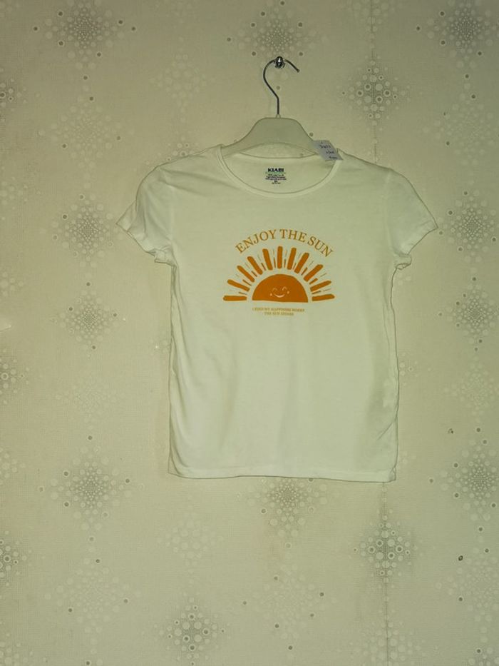 D1671 - tee-shirt fille 8 ans