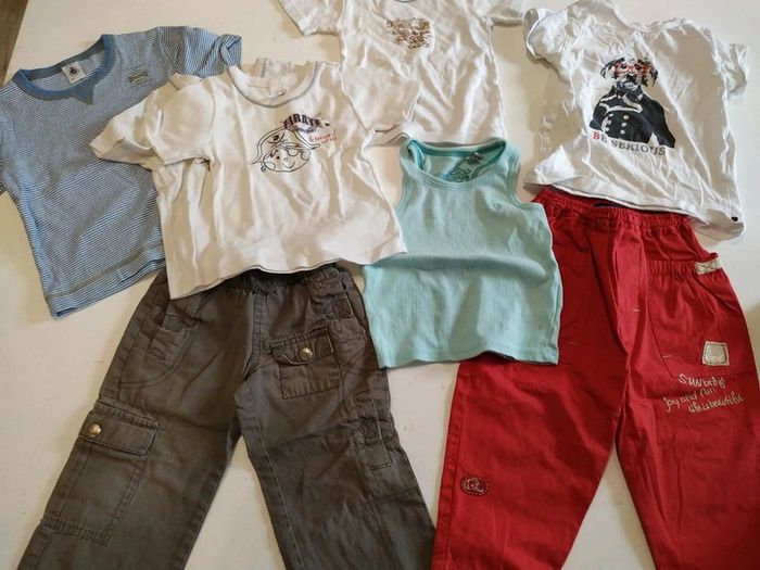 Très gros lot de plus de 40 pièces taille 2 ans vêtements d'été - photo numéro 11