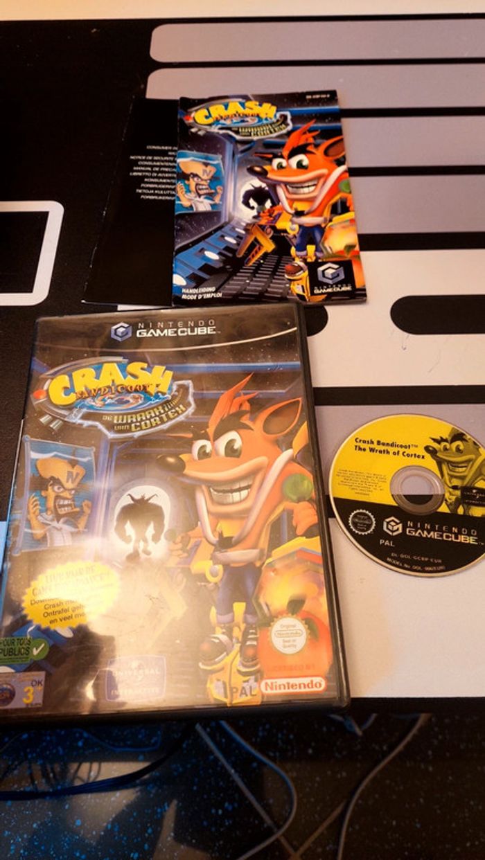 Crash bandicoot de wraak van cortex gamecube complet francais