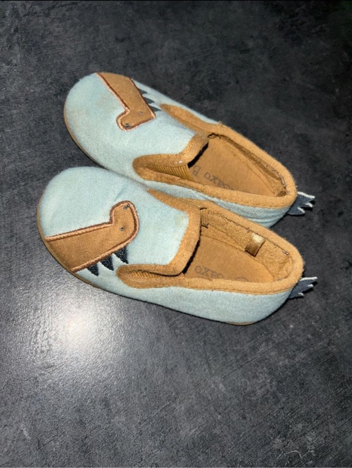 Chaussons dinosaures - photo numéro 2