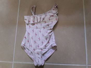 Maillot de bain 1pièce fille en 4 ans GEMO TBE