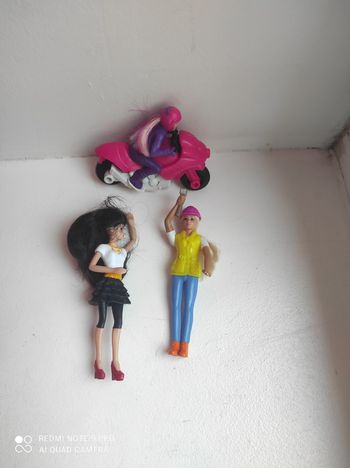 Lot figurines Barbie