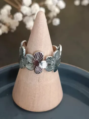 Bague fleur acier inoxydable