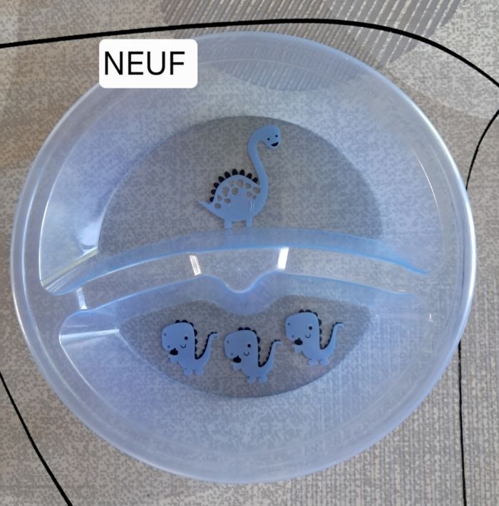 Ensemble assiettes et vaisselle NEUVES pour bébé - photo numéro 6