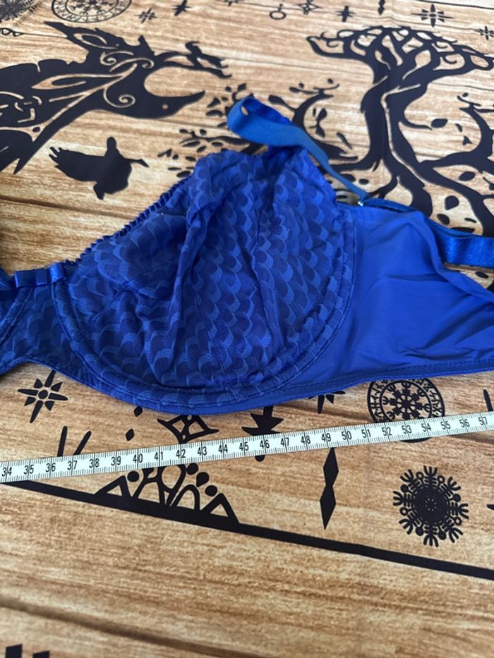 Soutien gorge corbeille - photo numéro 3