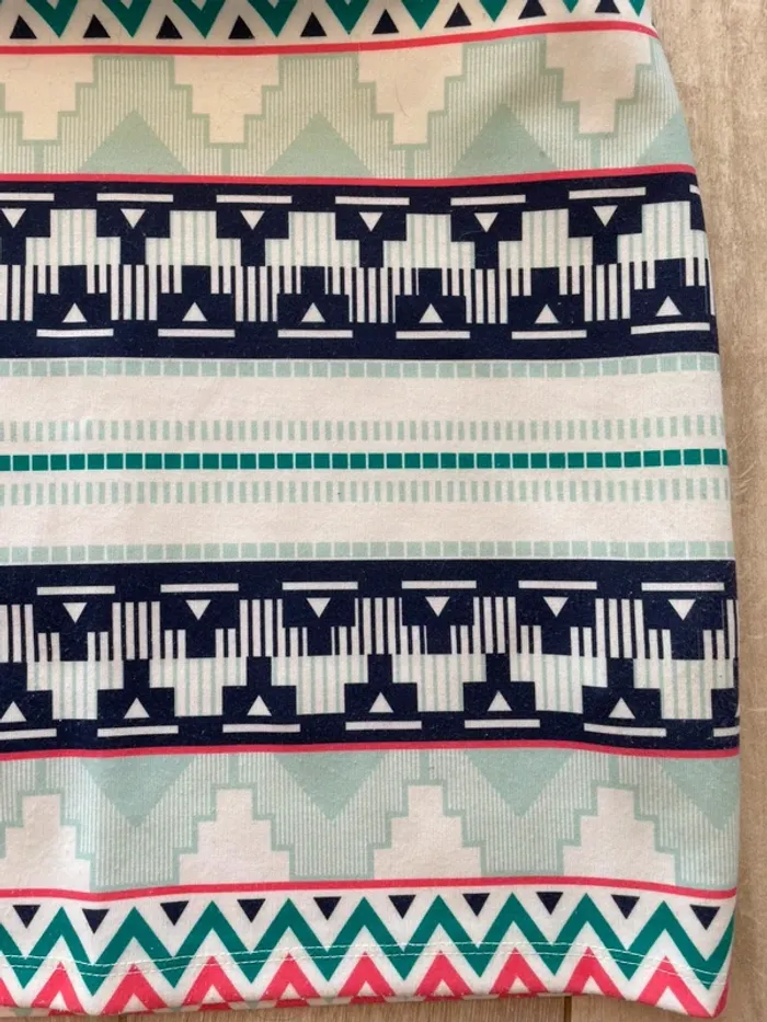 Jupe courte à motif Zara - photo numéro 2