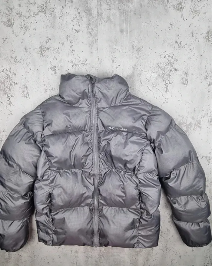 Doudoune Columbia grise taille M Femme (mesures en photos)