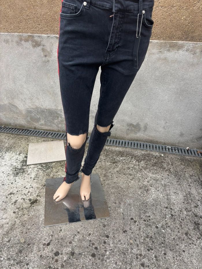 Jeans neuf trouée askyurself