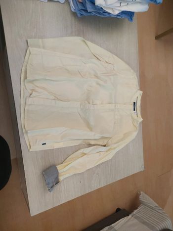 Chemise jaune pale Okaïdi 10 ans