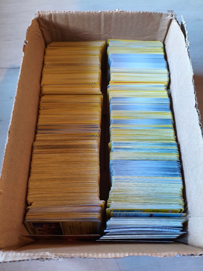 Lot 100 cartes Pokémon VF en très bon état