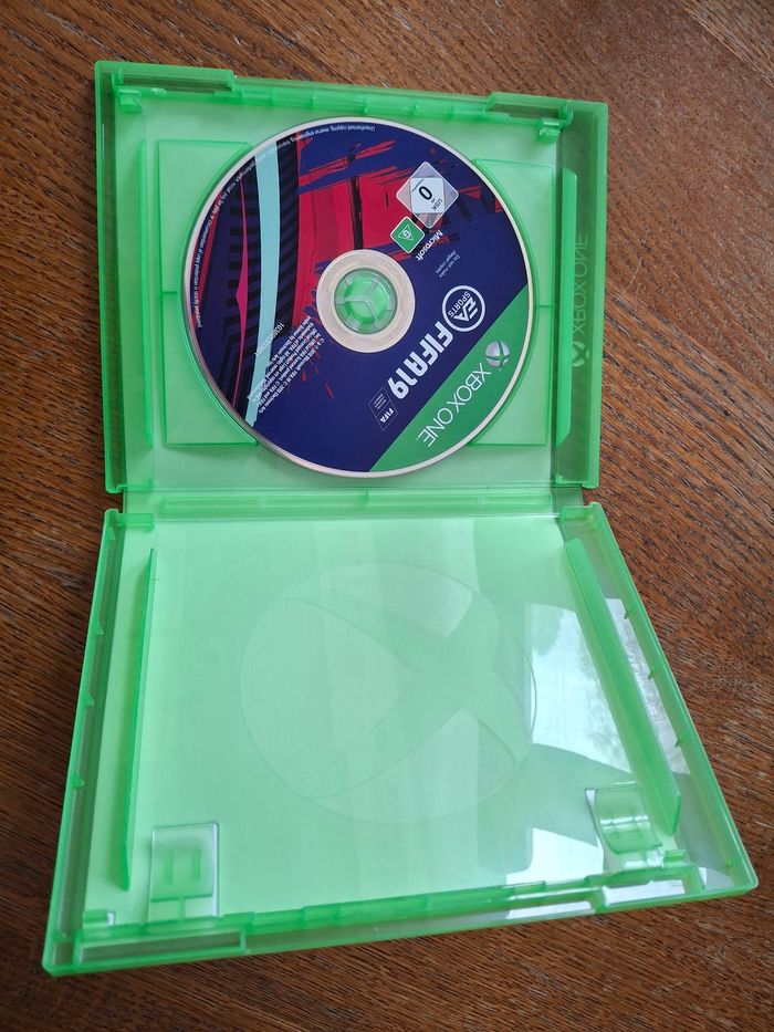 Jeu xbox one fifa 19 - photo numéro 3