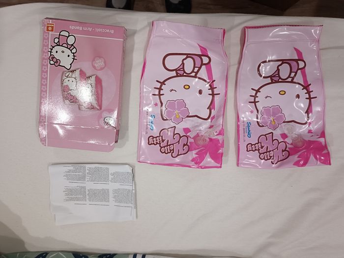 Brassards hello Kitty - photo numéro 1