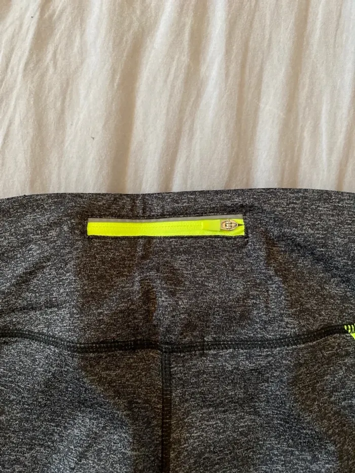 Legging de sport fluo - photo numéro 4