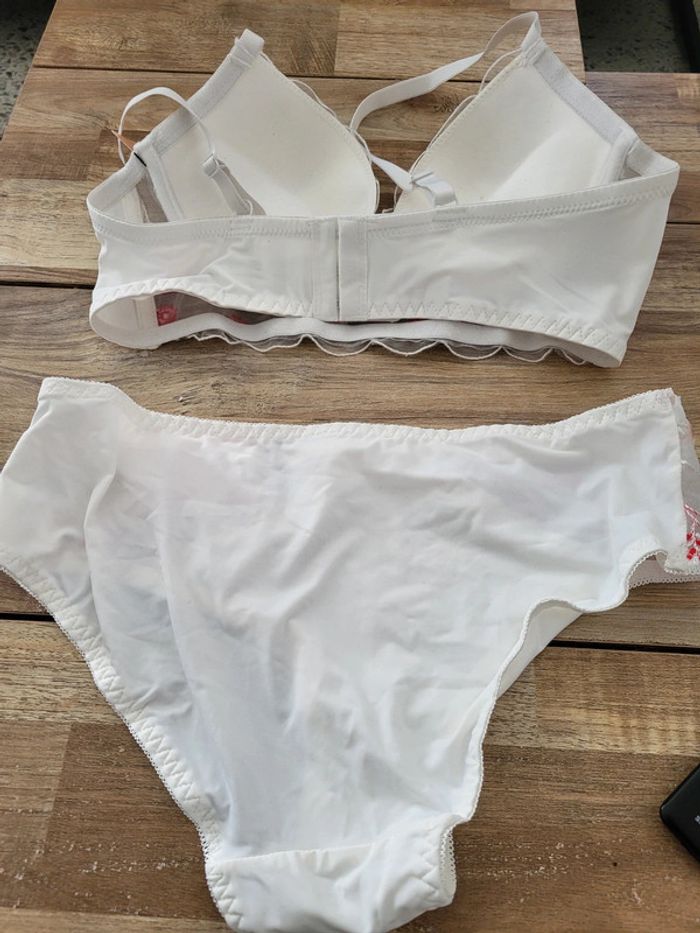 Ensemble lingeries - photo numéro 4