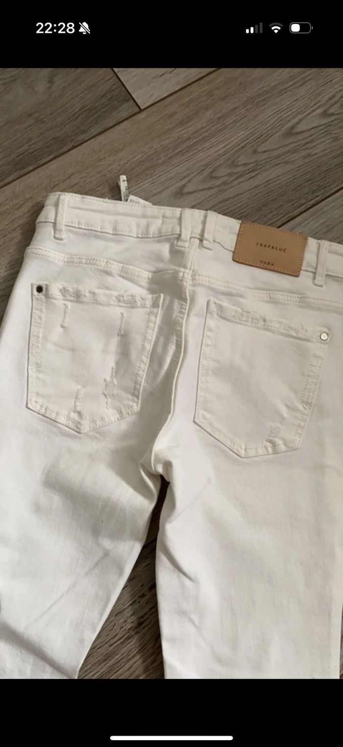 Jean blanc femme Zara - photo numéro 3