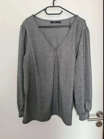 Haut brillant taille 46 48