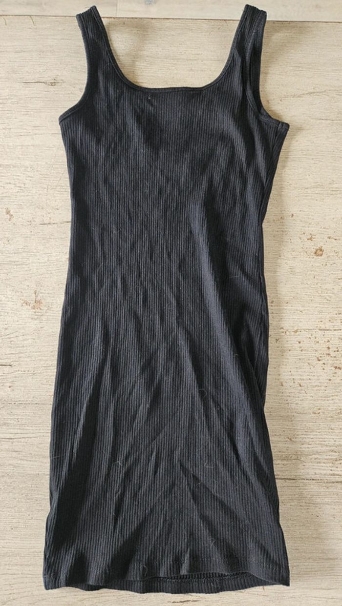 Robe noir moulante, cotellée, à bretelles, LH, 14 ans - photo numéro 3