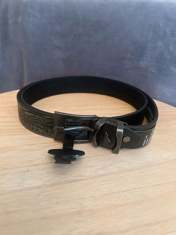 Ceinture neuve avec étiquette véritable cuir 125cm