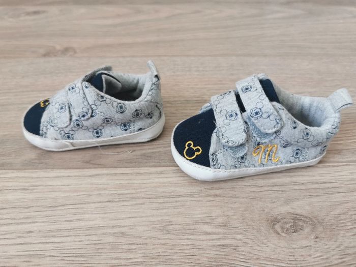 Baskets mickey 3/6 mois - photo numéro 3